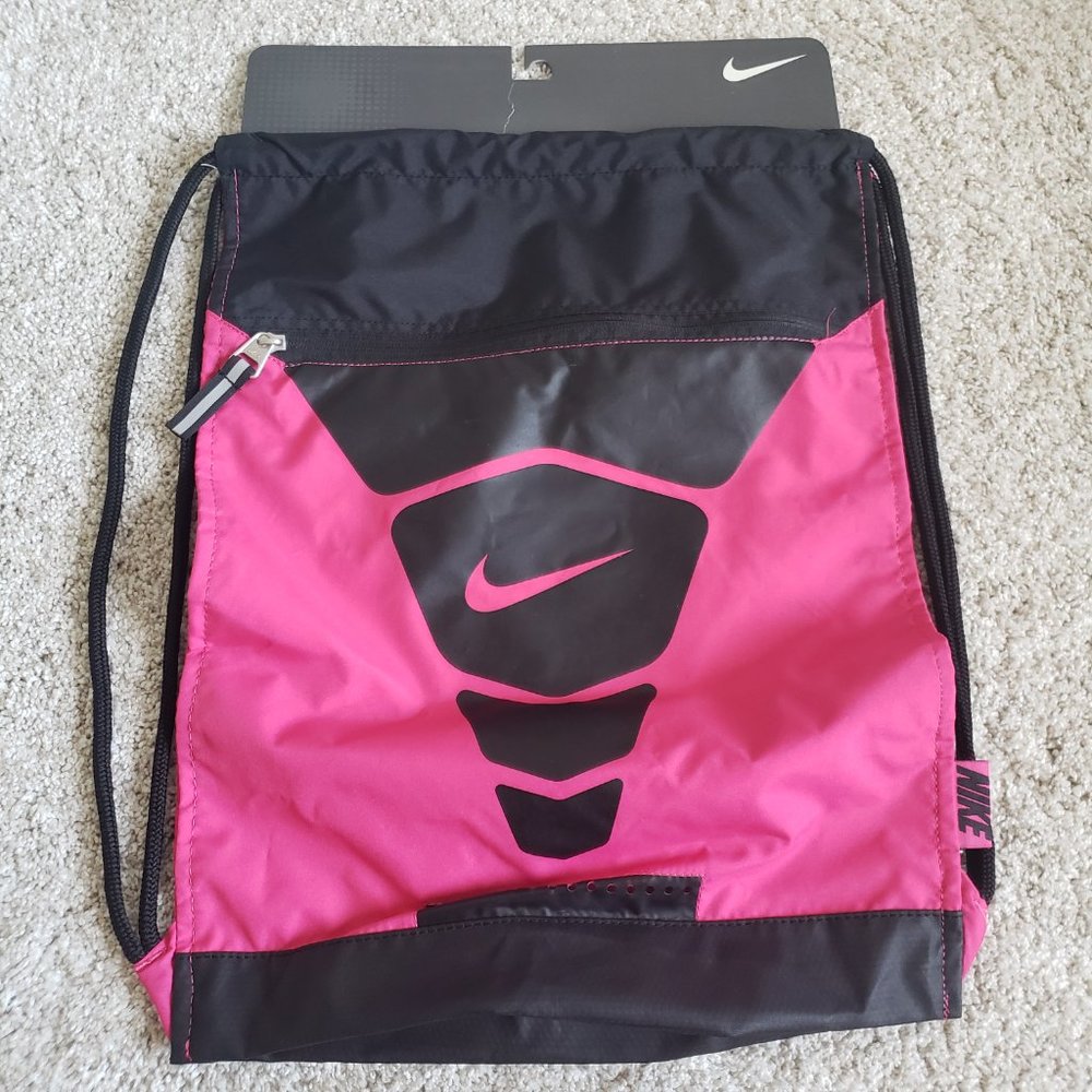 NWT Pink and Black Nike Drawstring Backpack